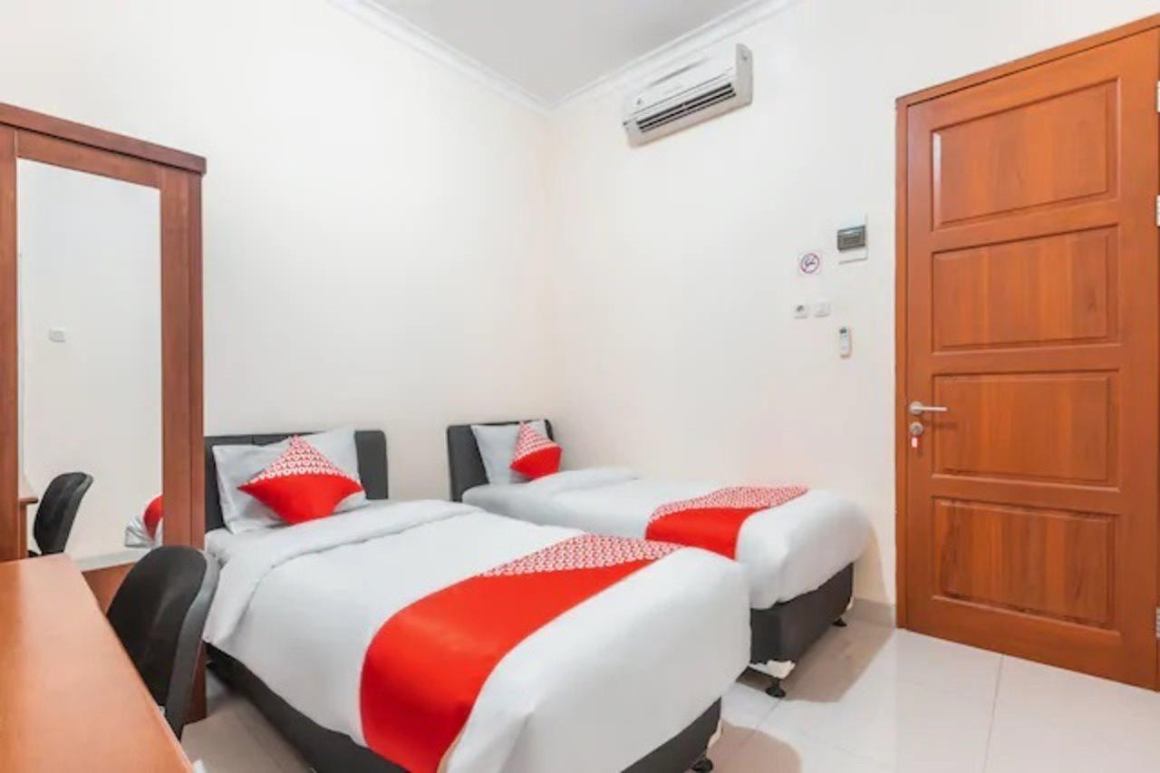 Super Oyo 1620 Sion Family Residence Grobogan Εξωτερικό φωτογραφία