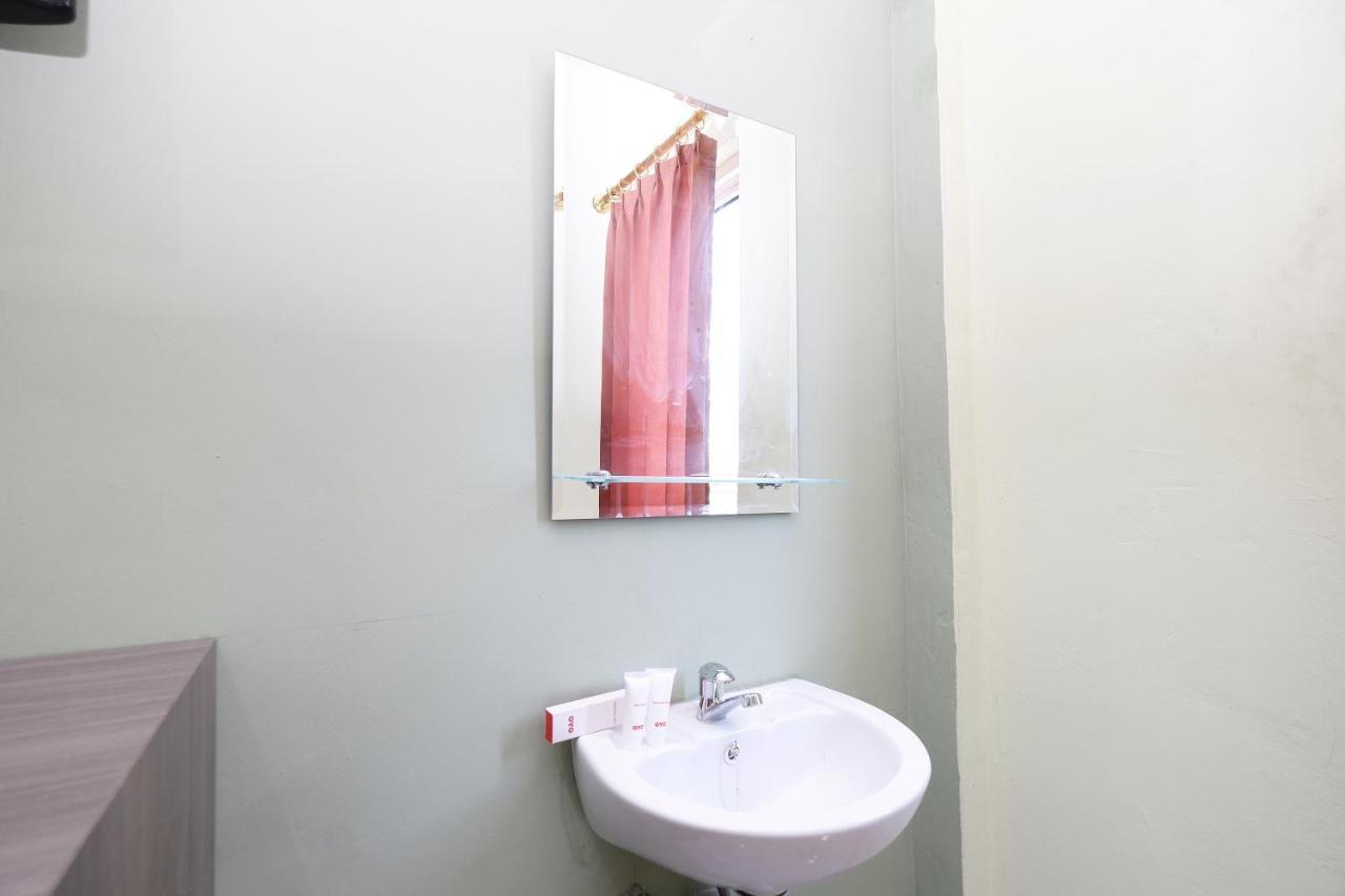 Super Oyo 1620 Sion Family Residence Grobogan Εξωτερικό φωτογραφία